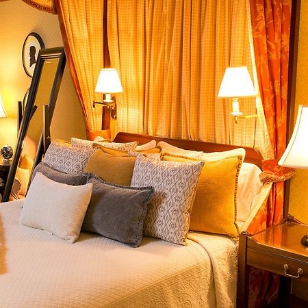 Berry Hill Hotel South Boston Bagian luar foto