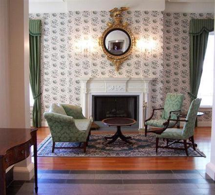 Berry Hill Hotel South Boston Bagian luar foto